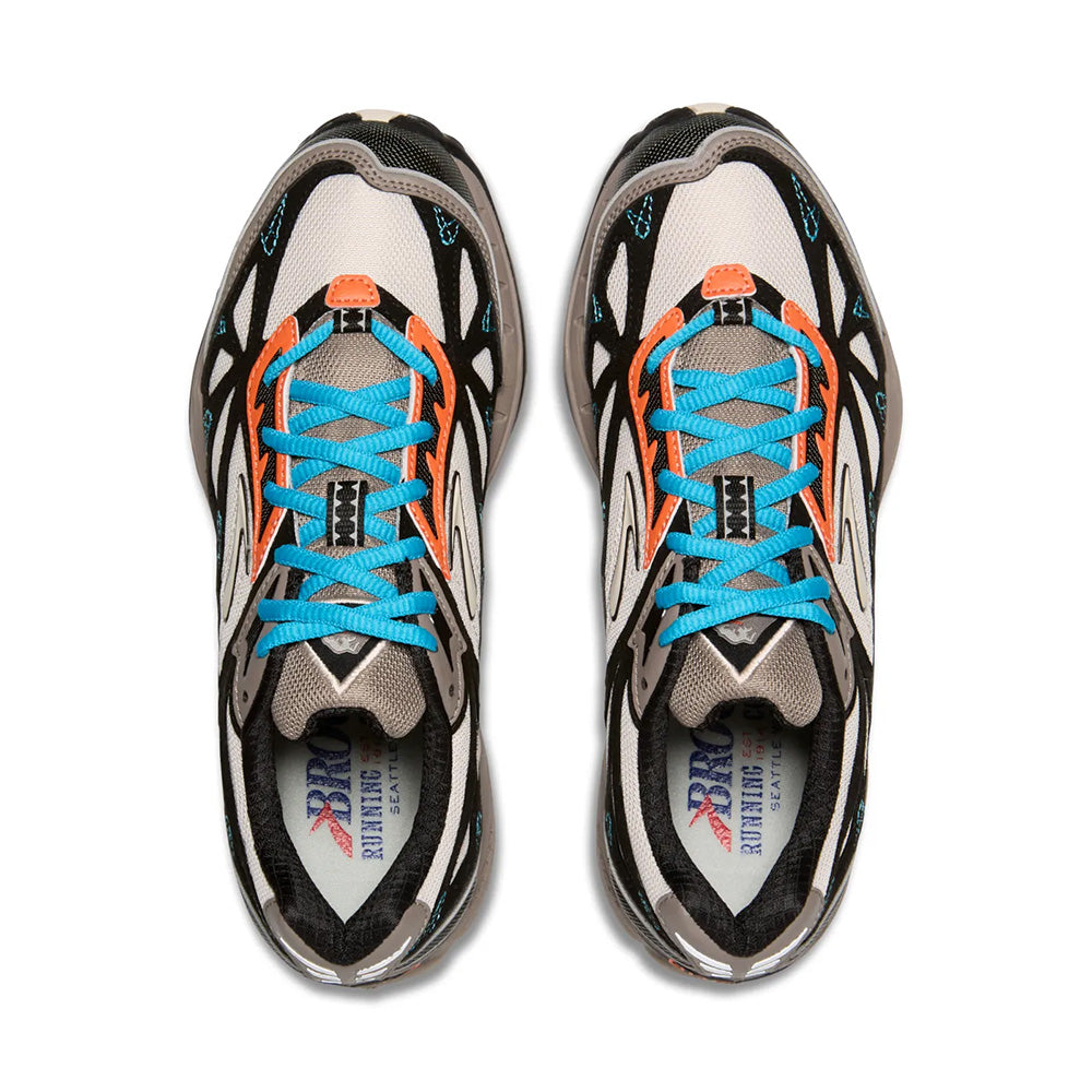 Brooks Cascadia 1 "Moonbeam"