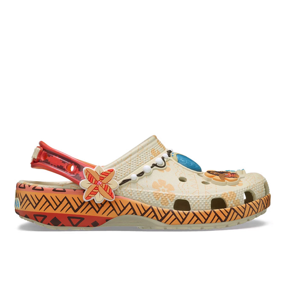 Moana X Crocs Classic Clog - Men display picture 3