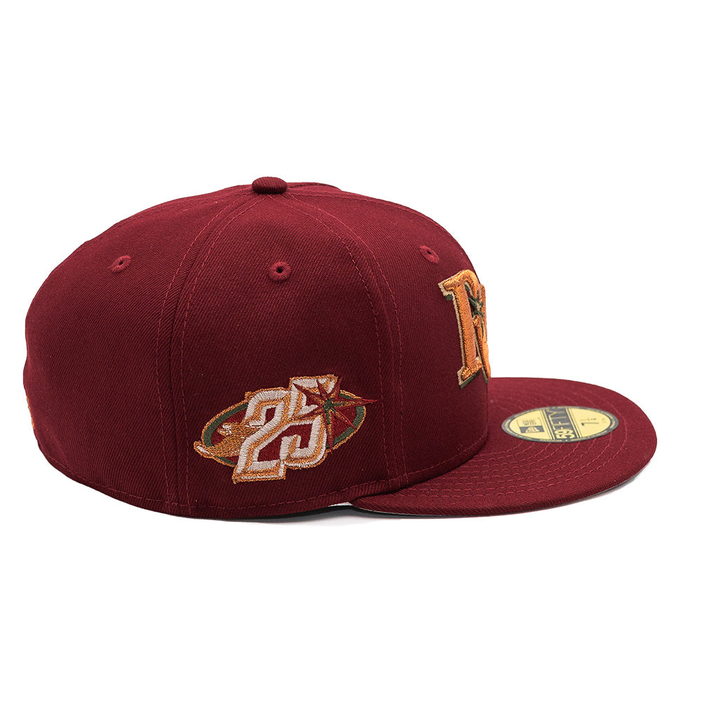 NEW ERA X FRESH RAGS 59FIFTY TAMPA BAY RAYS SCRIPT 25 Anniversary - Holiday Berries & Pine