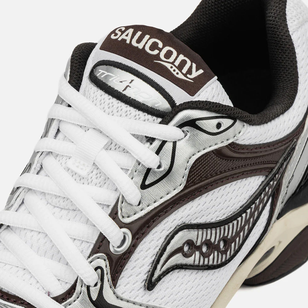 Saucony Triumph 4 QS "Chrome"