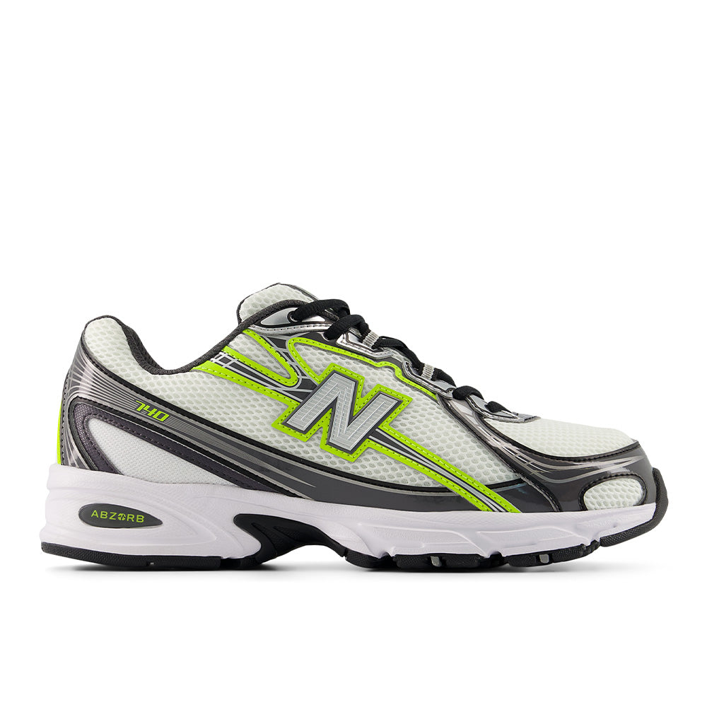 New Balance 740 