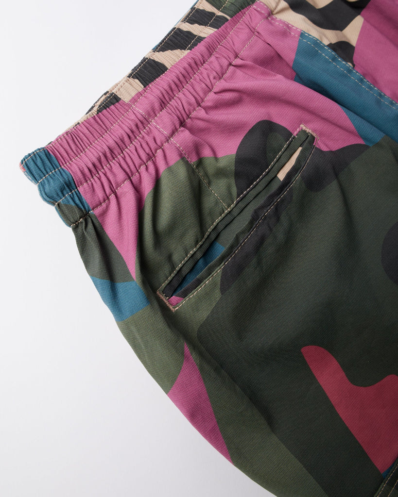 Parra Distorted Camo Short