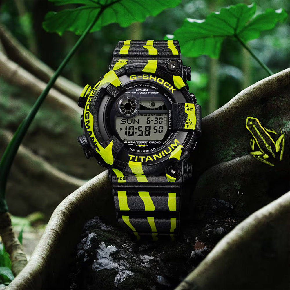 G-Shock 8200 Frogman "Poison Dark Frog"