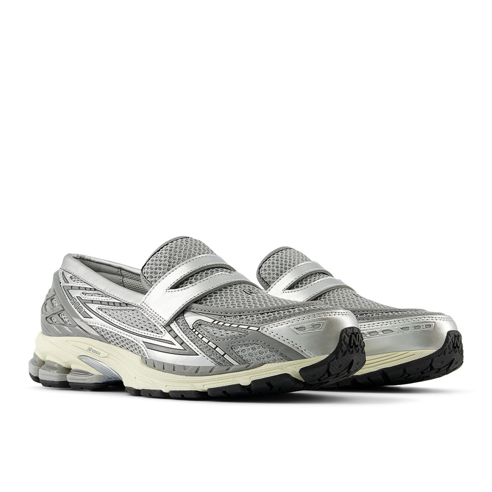 New Balance 1906 Loafer "Metallic Silver"