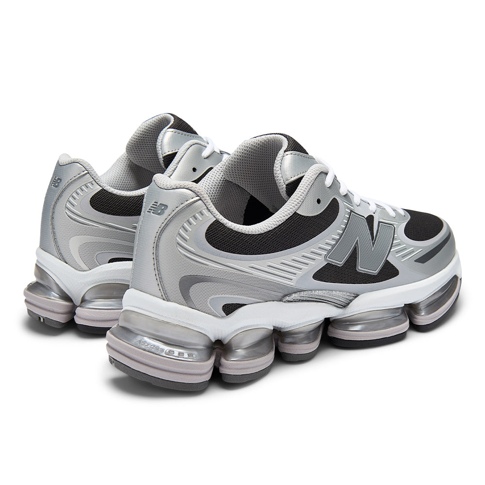 New Balance 2000 "Silver Metallic"