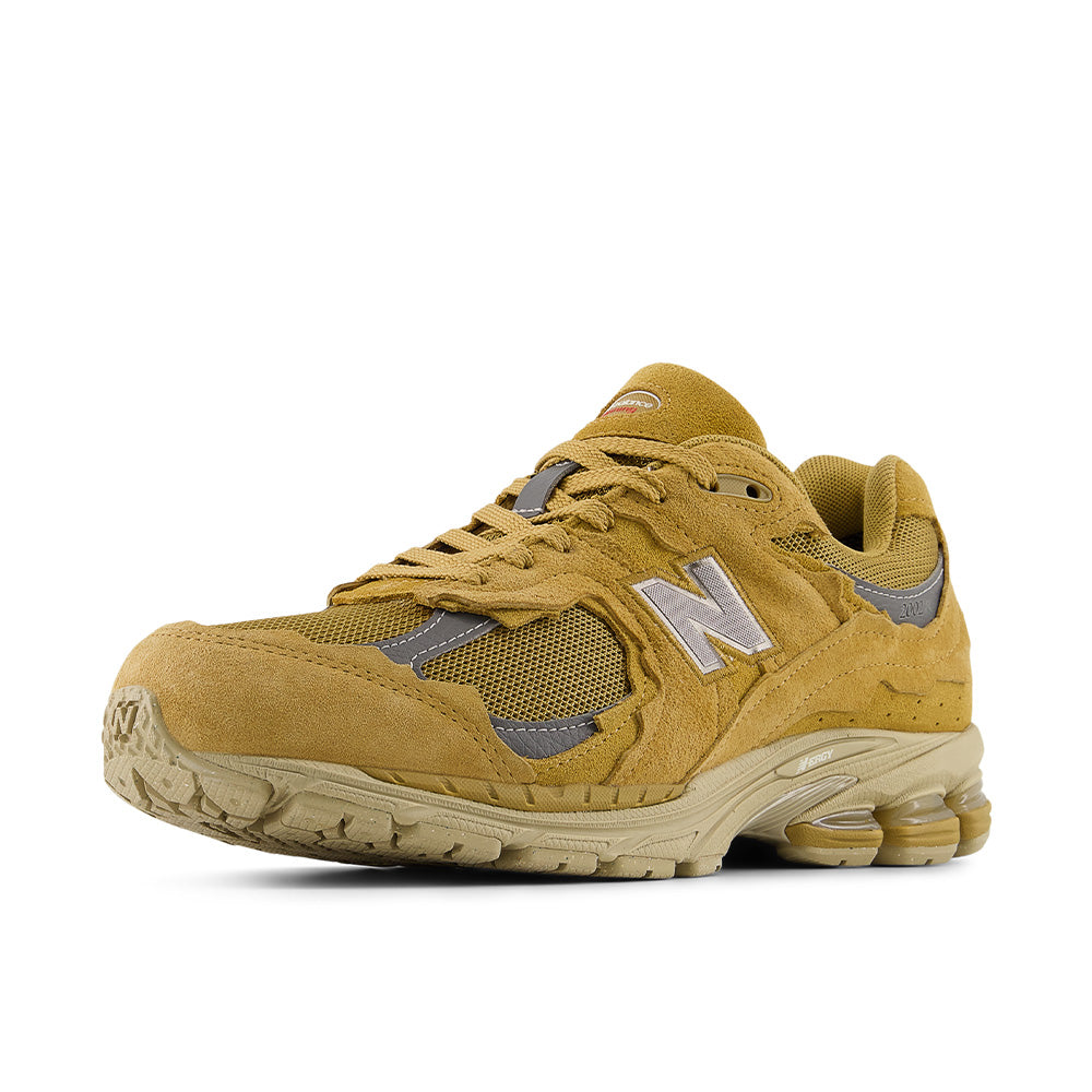 New Balance  2002 GOR-TEX Protection Pack 2.0 - Stucco