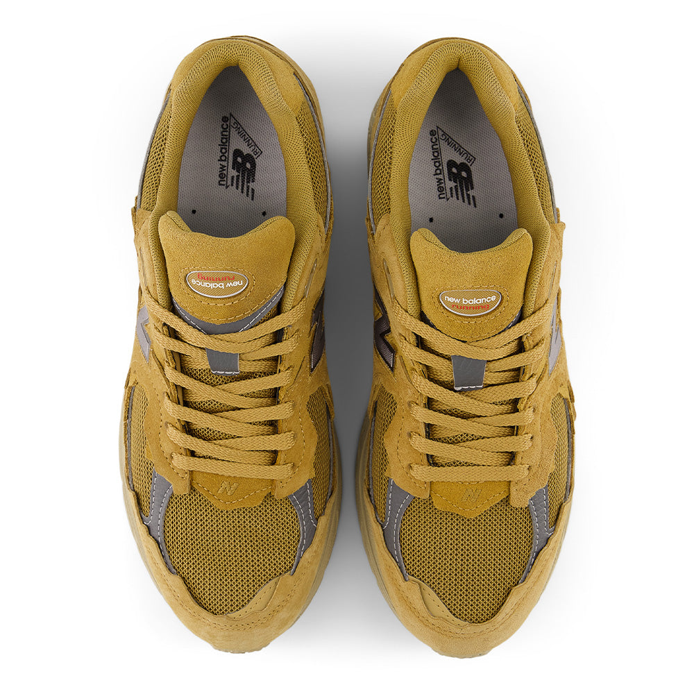 New Balance  2002 GOR-TEX Protection Pack 2.0 - Stucco