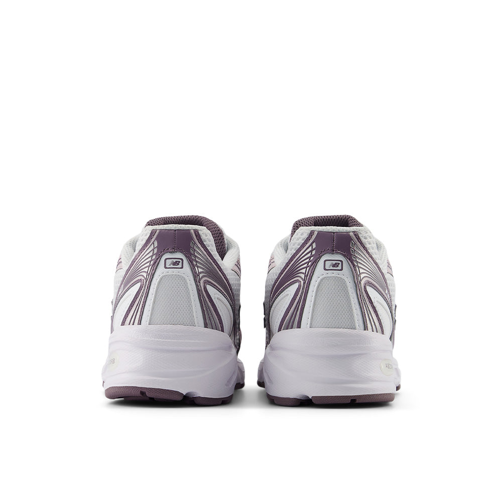 ROSEページ New Balance 740 