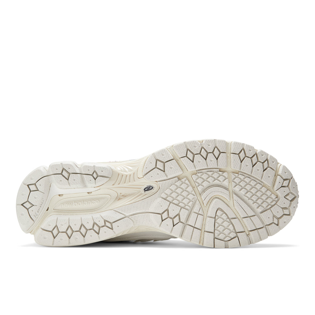 New Balance 1906 Protection Pack - White